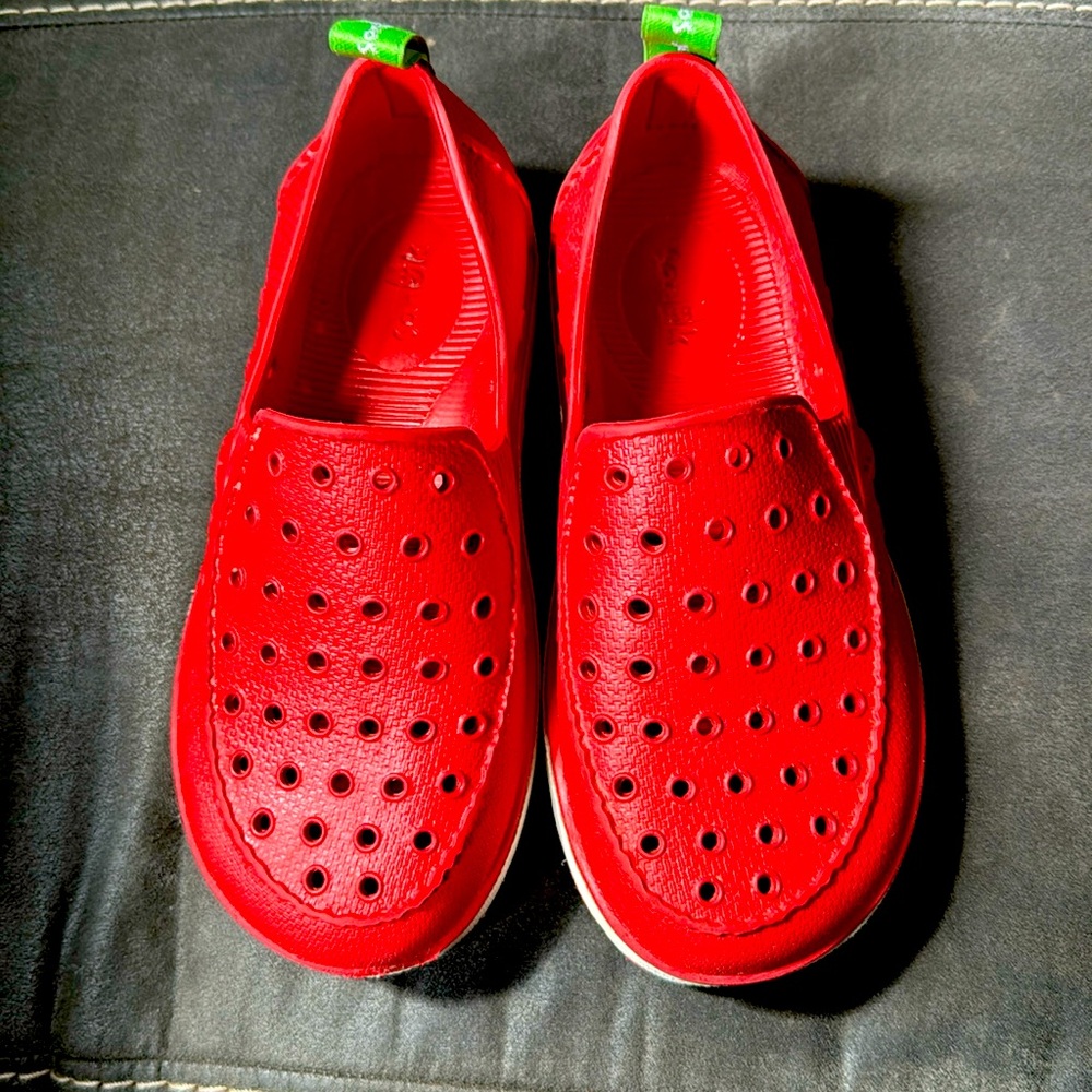 Sanuk water shoes for kids